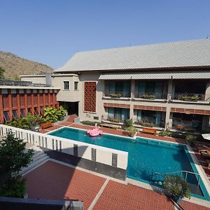 Plakan Resort